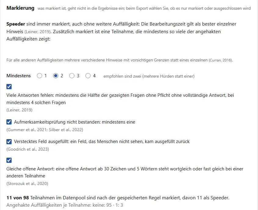 Abschnitt „Markierung“: Speeder sind immer markiert, dazu Teilnahmen mit mindestens zwei angehakten Auffälligkeiten wie fehlenden Antworten, nicht bestandener Aufmerksamkeitsprüfung oder ausgefülltem versteckten Feld
